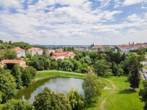 Prodej bytu 1+kk, Praha - Břevnov, Nad Kajetánkou, 17 m2