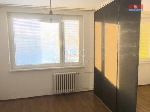 Pronájem bytu 1+kk, Slaný, Na Dolíkách, 33 m2