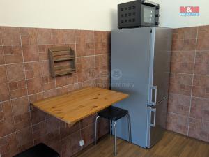Pronájem bytu 1+kk, Slaný, Na Dolíkách, 33 m2