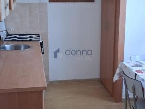 Pronájem bytu 2+1, Praha - Hloubětín, Zelenečská, 54 m2