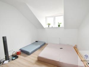 Pronájem bytu 2+1, Ústí nad Labem - Ústí nad Labem-centrum, Velká Hradební, 47 m2