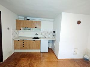 Prodej rodinného domu, Karlovy Vary - Tašovice, Benátská, 300 m2
