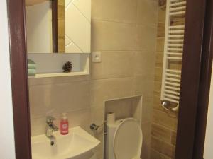 Pronájem kanceláře, Plzeň - Doubravka, U Cvičiště, 50 m2