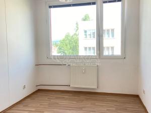 Prodej bytu 3+1, Rožmitál pod Třemšínem, Sídliště, 81 m2
