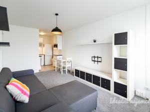 Pronájem bytu 2+kk, Praha - Letňany, Krausova, 45 m2