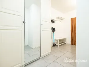 Pronájem bytu 2+kk, Praha - Letňany, Krausova, 45 m2