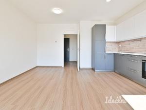 Pronájem bytu 1+kk, Brno, Slatinská, 32 m2