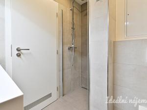 Pronájem bytu 1+kk, Brno, Slatinská, 32 m2