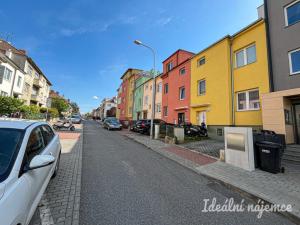 Pronájem bytu 1+kk, Brno, Slatinská, 32 m2