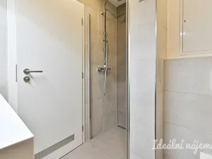 Pronájem bytu 1+kk, Brno - Židenice, Slatinská, 32 m2