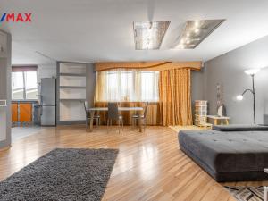 Prodej bytu 2+kk, Karlovy Vary, Horova, 86 m2