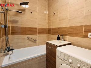 Prodej bytu 2+kk, Praha - Libuš, K lukám, 42 m2