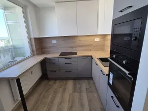 Pronájem bytu 3+1, Karlovy Vary, Dvořákova, 73 m2