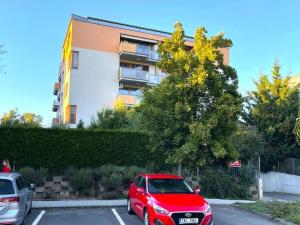 Pronájem bytu 1+kk, Praha - Hloubětín, Nepelova, 45 m2