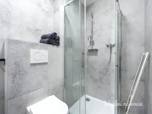 Pronájem bytu 2+kk, Praha - Kyje, Za černým mostem, 42 m2