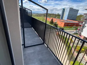 Pronájem bytu 2+kk, Praha - Kyje, Za černým mostem, 42 m2