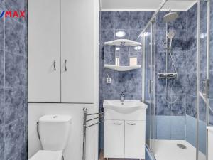 Prodej bytu 4+1, Hostinné, J. A. Komenského, 76 m2
