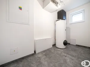 Prodej rodinného domu, Svatý Mikuláš, Prostřední, 172 m2