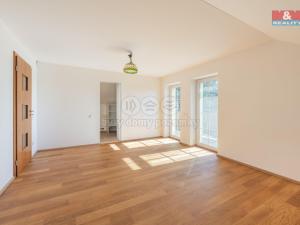 Prodej rodinného domu, Křížkový Újezdec, 196 m2