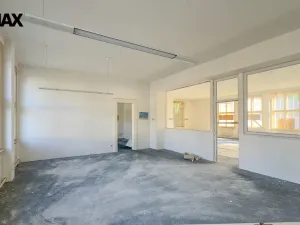 Prodej obchodního prostoru, Úpice, Dr. Teuchmanna, 1817 m2