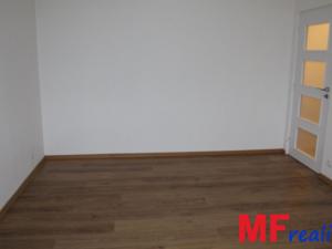 Pronájem bytu 2+1, Hradec Králové - Nový Hradec Králové, Mandysova, 61 m2