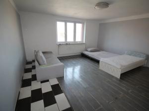 Prodej rodinného domu, Jirny, Brandýská, 200 m2