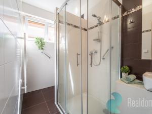 Prodej bytu 1+kk, Mukařov - Srbín, Šípková, 28 m2