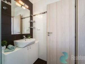 Prodej bytu 1+kk, Mukařov - Srbín, Šípková, 28 m2