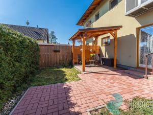 Prodej bytu 1+kk, Mukařov - Srbín, Šípková, 28 m2