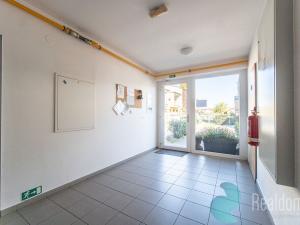 Prodej bytu 1+kk, Mukařov - Srbín, Šípková, 28 m2