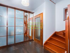 Prodej rodinného domu, Mníšek pod Brdy, K Rybníčku, 230 m2