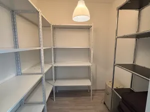 Pronájem kanceláře, Praha - Vysočany, Za Krejcárkem, 69 m2
