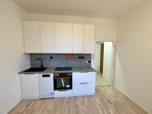 Pronájem bytu 2+kk, Hořice, Sladkovského, 32 m2