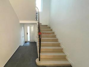 Pronájem bytu 2+kk, Hořice, Sladkovského, 32 m2