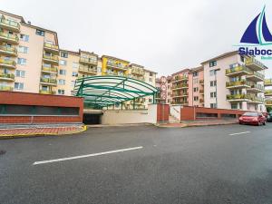 Pronájem bytu 1+kk, Praha - Horní Měcholupy, Padovská, 38 m2