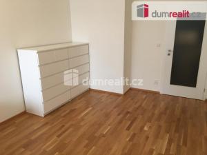 Pronájem bytu 2+kk, Praha - Vršovice, 28. pluku, 55 m2