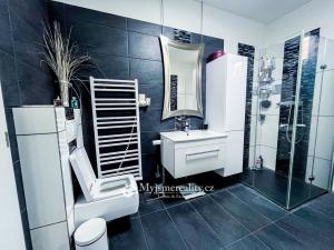 Prodej rodinného domu, Chvalovice, 120 m2