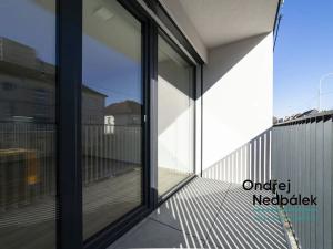 Pronájem bytu 1+kk, Zlín, Kvítková, 33 m2