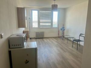 Pronájem bytu 1+kk, Praha - Michle, Bítovská, 28 m2