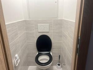 Pronájem bytu 1+kk, Praha - Michle, Bítovská, 28 m2