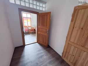 Pronájem bytu 1+1, Lahošť, U Kapličky, 45 m2