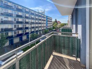 Pronájem bytu 1+kk, Praha - Michle, Elektrárenská, 54 m2