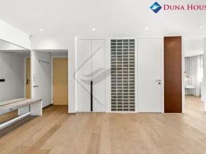 Prodej bytu 3+kk, Praha - Břevnov, Šlikova, 121 m2