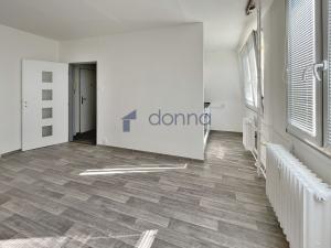Pronájem bytu 1+kk, Praha - Střížkov, Českolipská, 26 m2