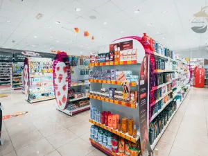 Prodej obchodního prostoru, Sušice, náměstí Svobody, 628 m2