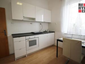 Pronájem bytu 1+1, Liberec - Liberec XXV-Vesec, Dlouhá, 37 m2