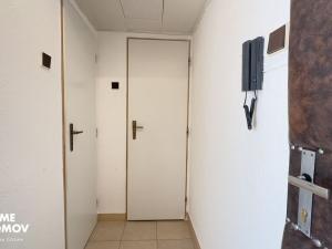 Pronájem bytu 1+1, Zlín, Kúty, 39 m2