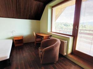 Pronájem pokoje, Krhová, Hrádky, 20 m2
