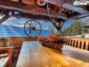 Prodej chalupy, Hutisko-Solanec - Solanec pod Soláněm, 300 m2