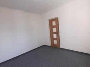 Prodej bytu 3+1, Nová Role, Školní, 58 m2